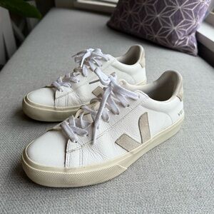 Veja Campo Leather Shoes - size 8